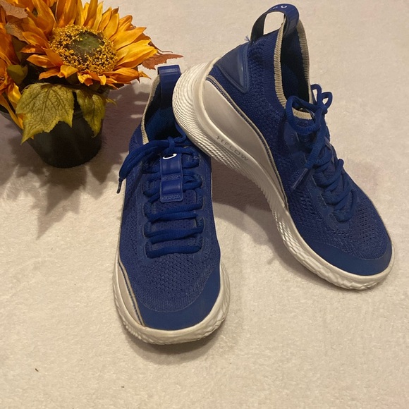 UNDER ARMOUR CURRY 8 Flow Like Water Size 6Y Sneakers - Picture 1 of 9